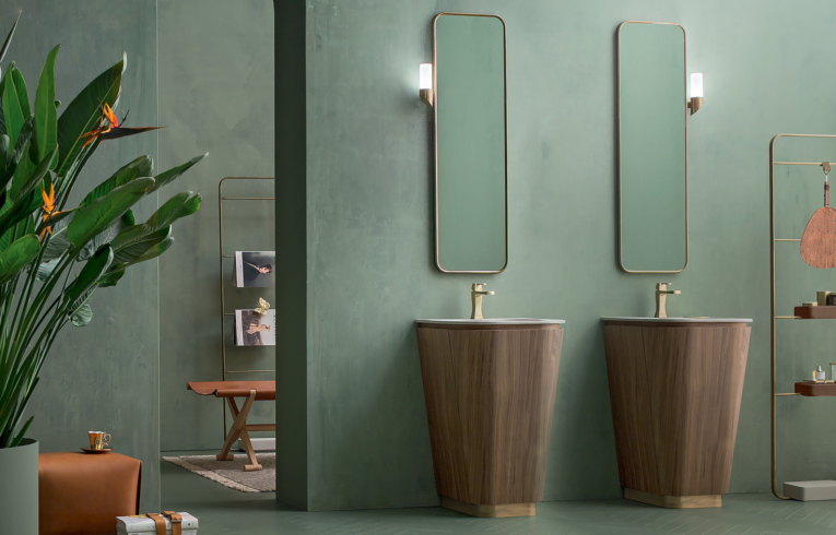 salle de bain design avec double vasque en marbre et bois