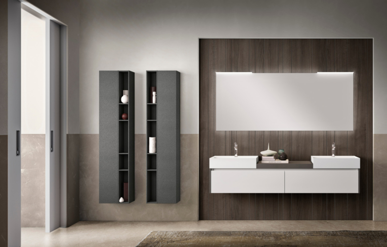 salle de bain minimaliste avec meubles de rangements suspendus