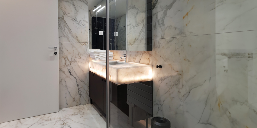 salle de bain haut gamme Neuilly sur seine avec cabine de douche en verre