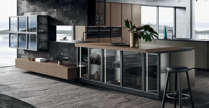 cuisine design italienne de luxe avec meubles hauts et bandeaux leds intégrés
