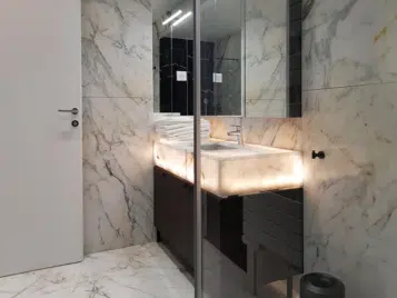 salle de bain haut gamme neuilly sur seine toute en marbre