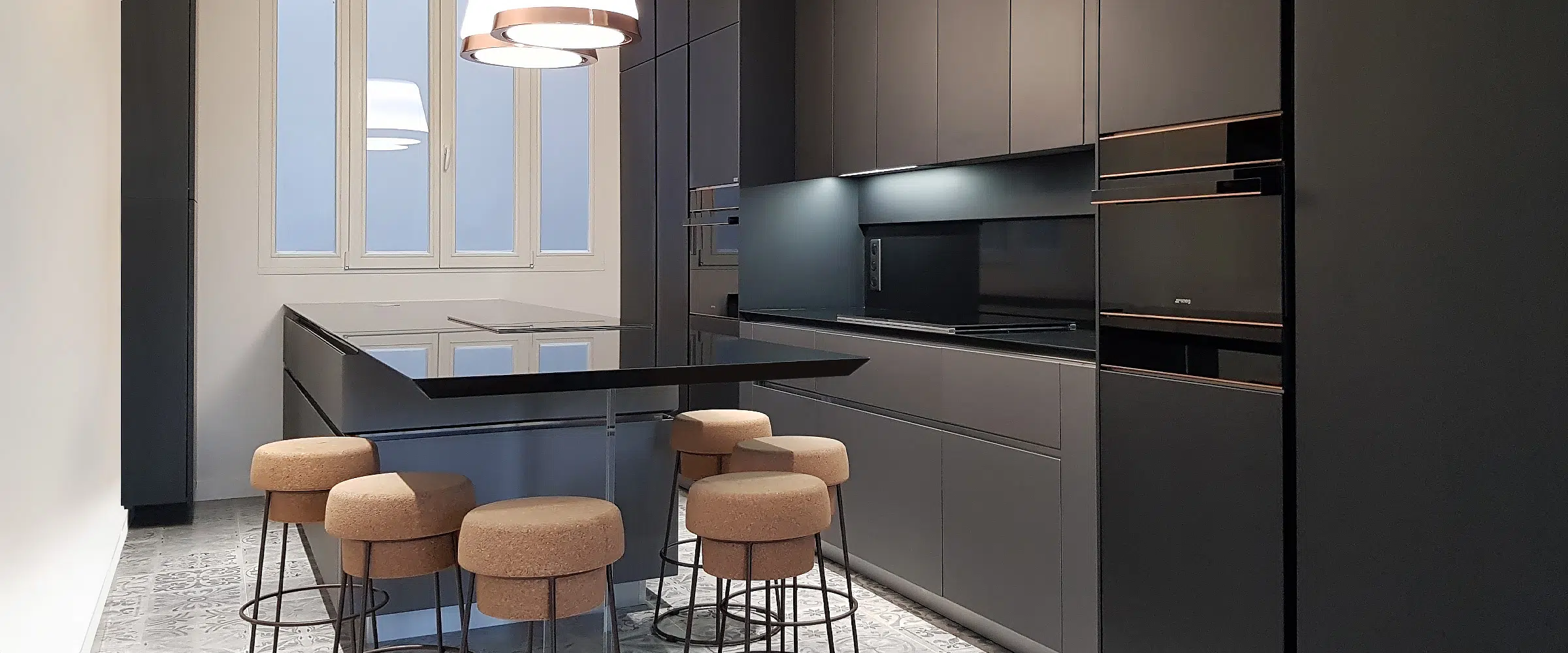 Cuisine haut gamme saint cloud avec îlot central et plan de travail en céramique