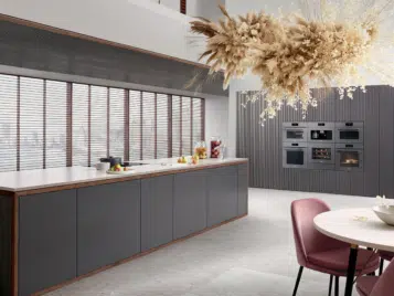 cuisine équipée haut de gamme avec îlot central