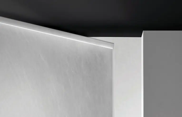 Porte battante vitrée à pivot sur mesure
