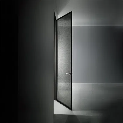 Portes battantes vitrées avec un verre composé de tissus et teinté